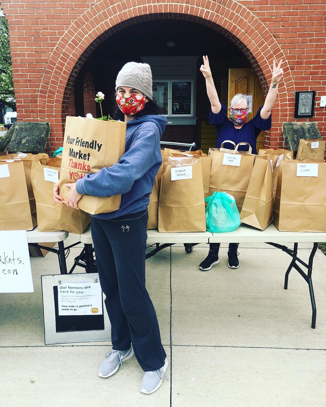 Thanks to our supporters and helpers!
So many absolutely gorgeous veggies,brews, baked goods, plants and more passed through our gloved hands today - but we didn’t get to take any pictures. When you get home and unpack your bountiful bag - please share 