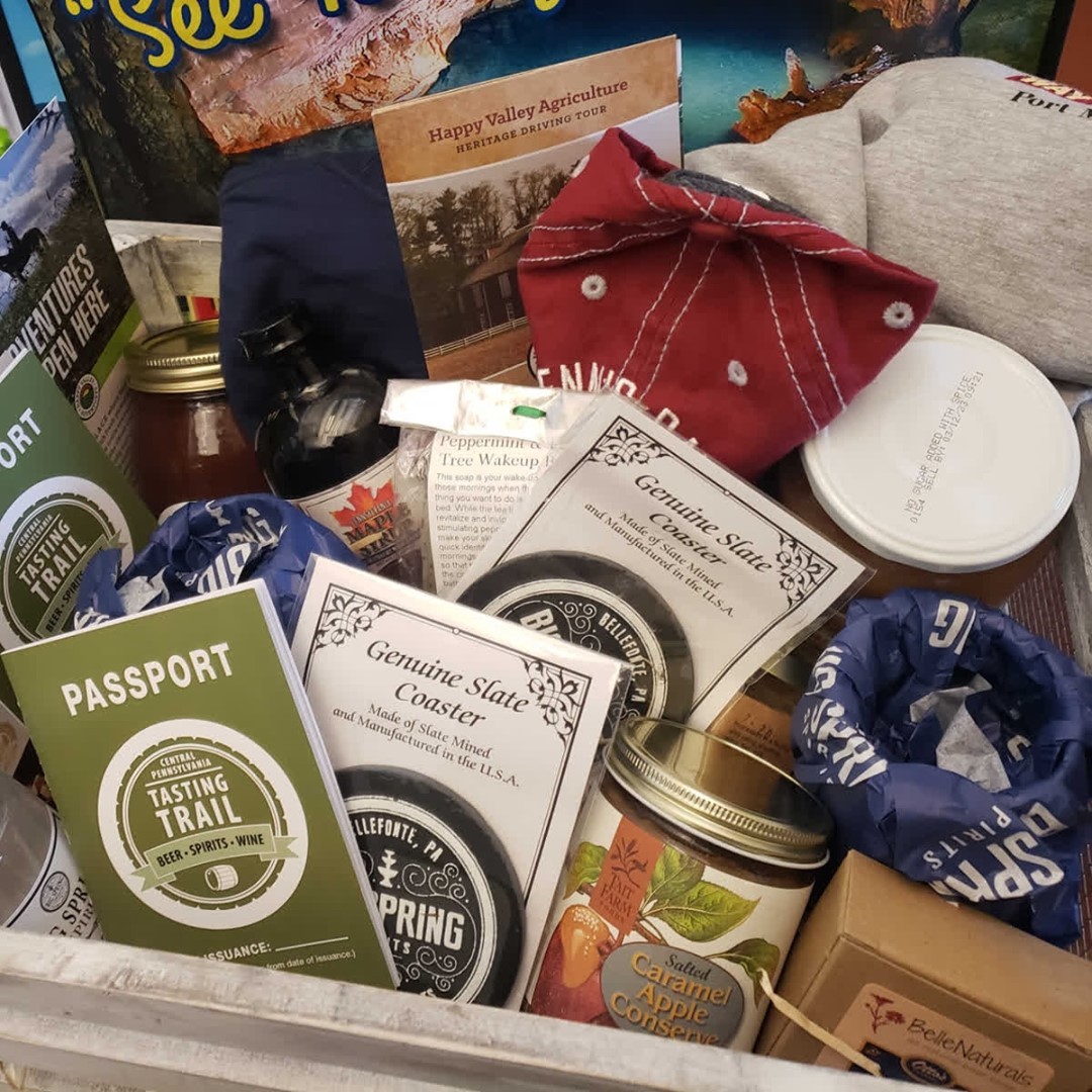 So what's in the gift basket?
˙
Apple butter (Wasson Farm Market), a ball cap, t-shirt, miner’s hat and commemorative tote (@pennscave), spicy mustard dipping sauce (Goot Essa), salted caramel apple conserve and recipe card (@taitfarmfoods), apple sauce a